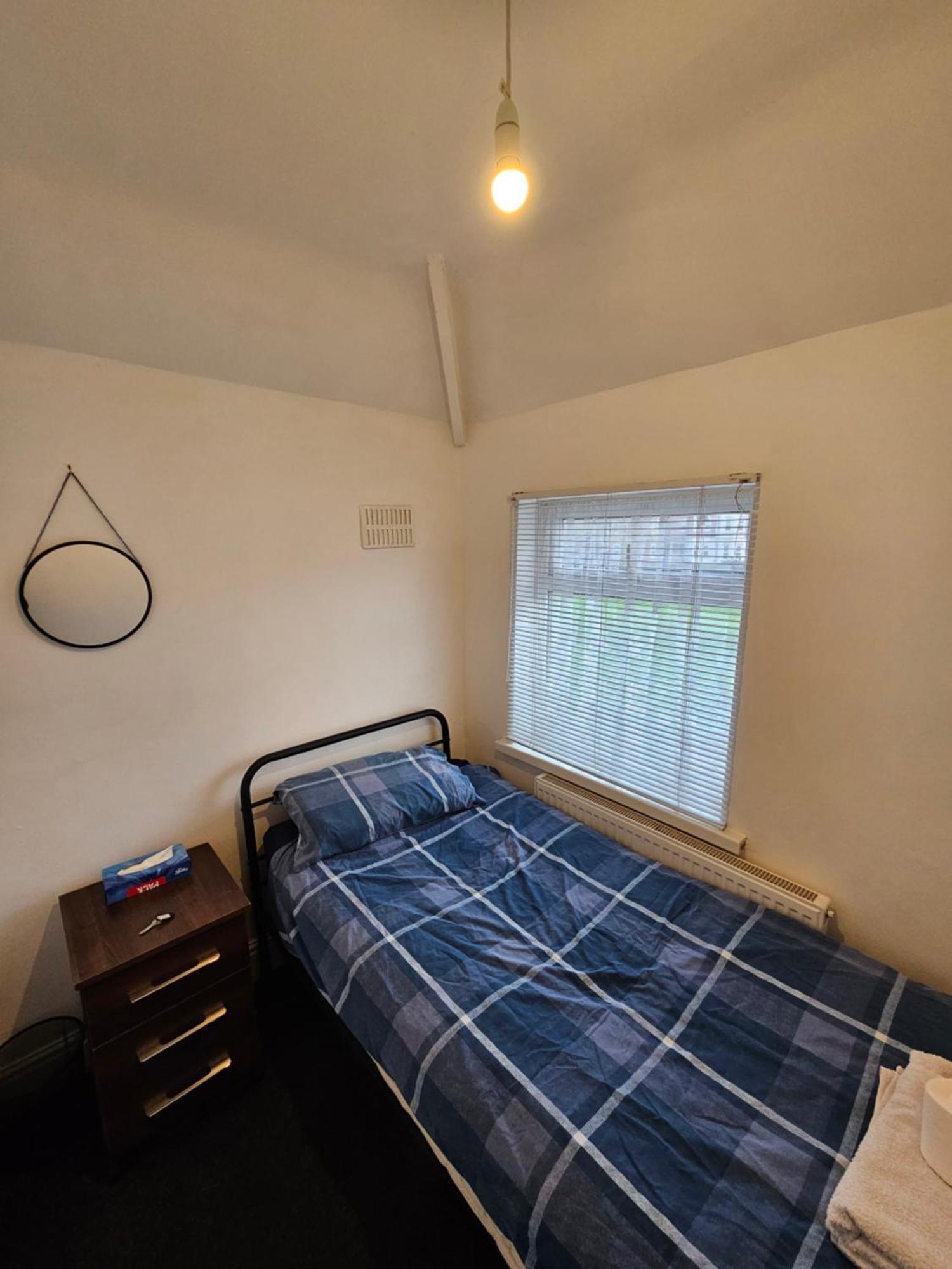 Monyhull Homestay - Near City Centre Kingsheath Nia Nec Bhx Бирмингем Экстерьер фото